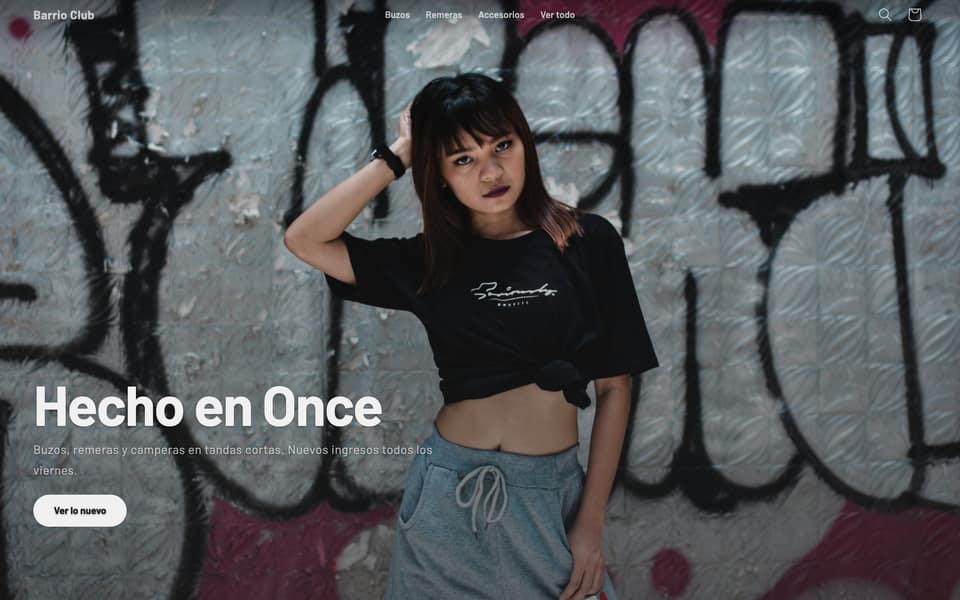 Tienda de ejemplo Barrio Club con el diseño Ío Protagonista de Orbitienda